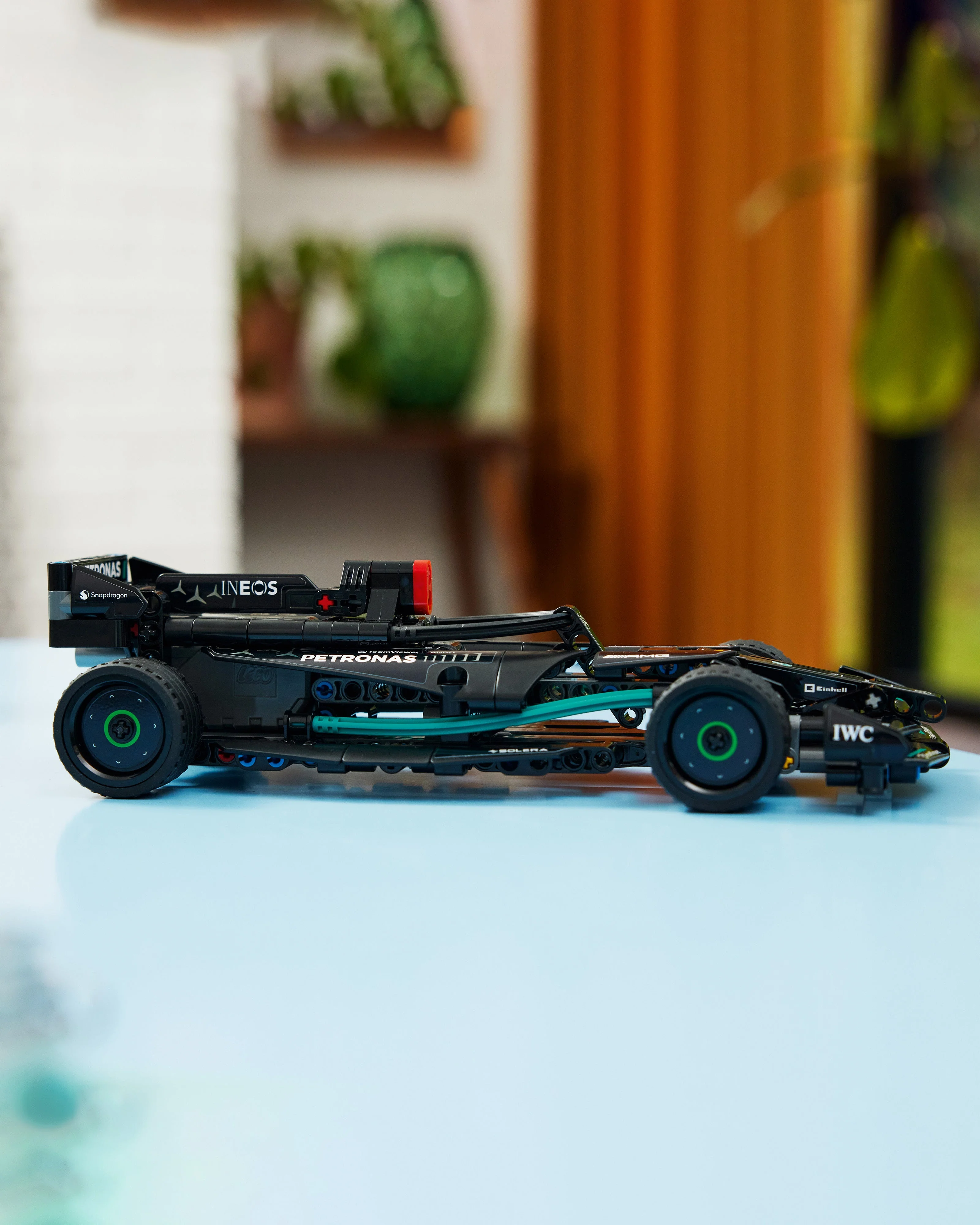 LEGO® Technic Mercedes-AMG F1 W14 E Performance Pull-Back - Image 3